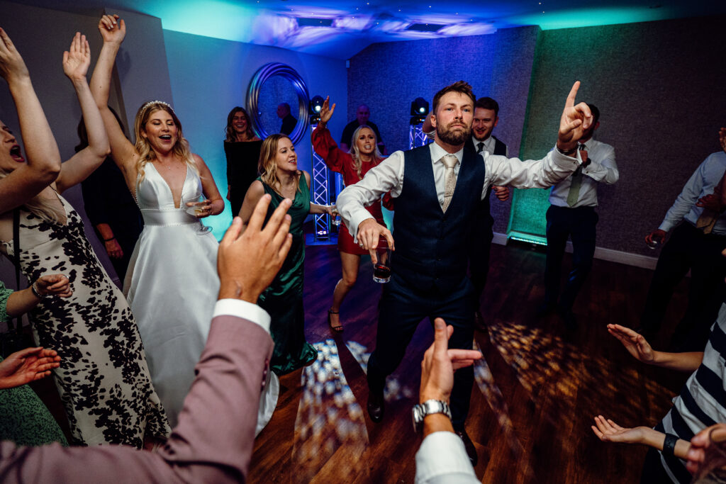 Follow our steps on how to book a wedding dj